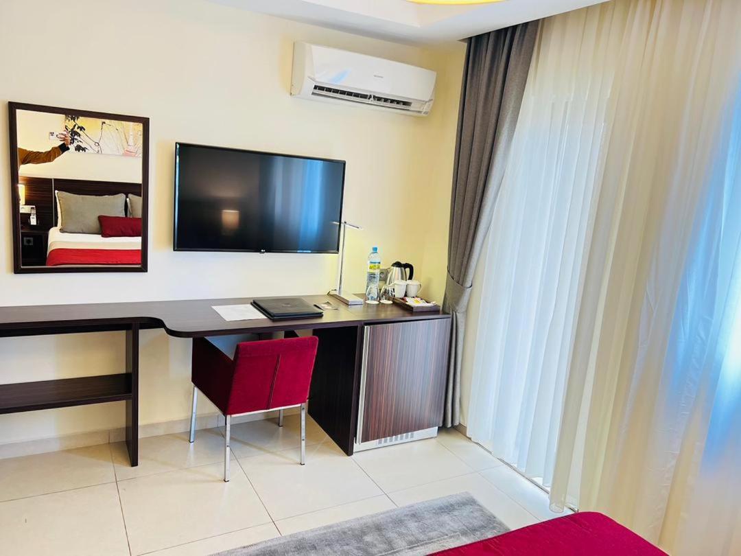 Souare Premium Hotel Konakri Dış mekan fotoğraf