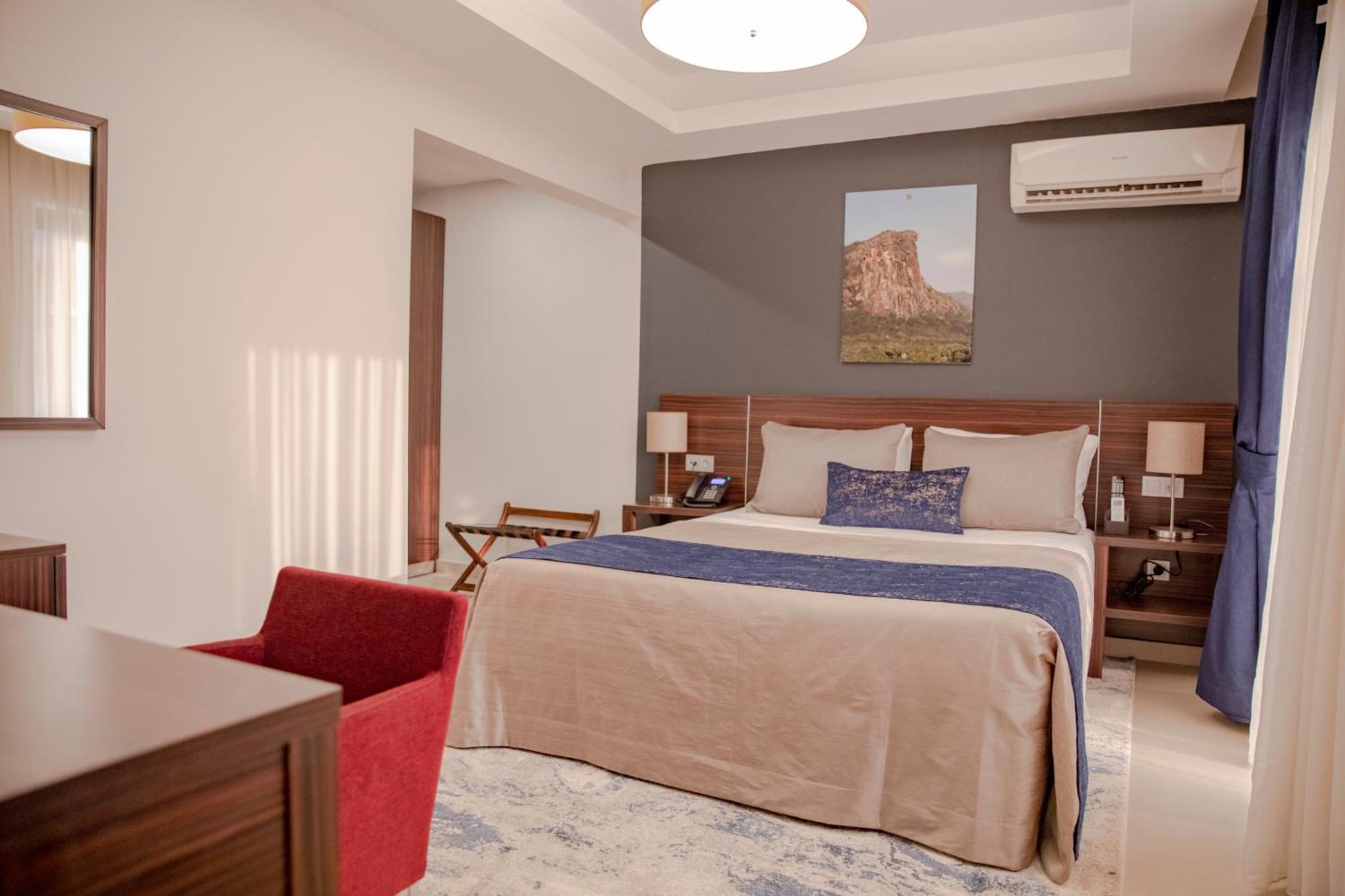 Souare Premium Hotel Konakri Dış mekan fotoğraf